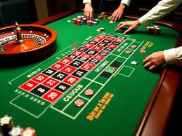 Antarmuka Texas Hold'em Bonus kasir4d dengan tombol aksi yang jelas dan statistik real-time